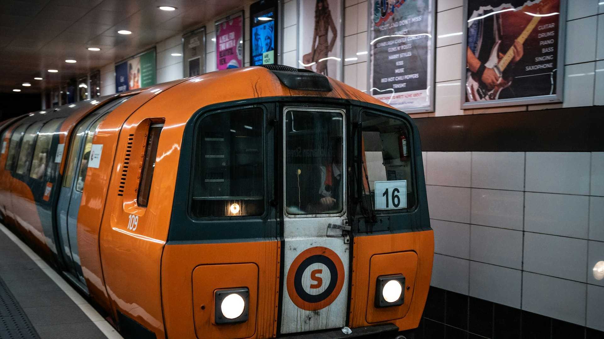 Photo of a Glasgow subway train